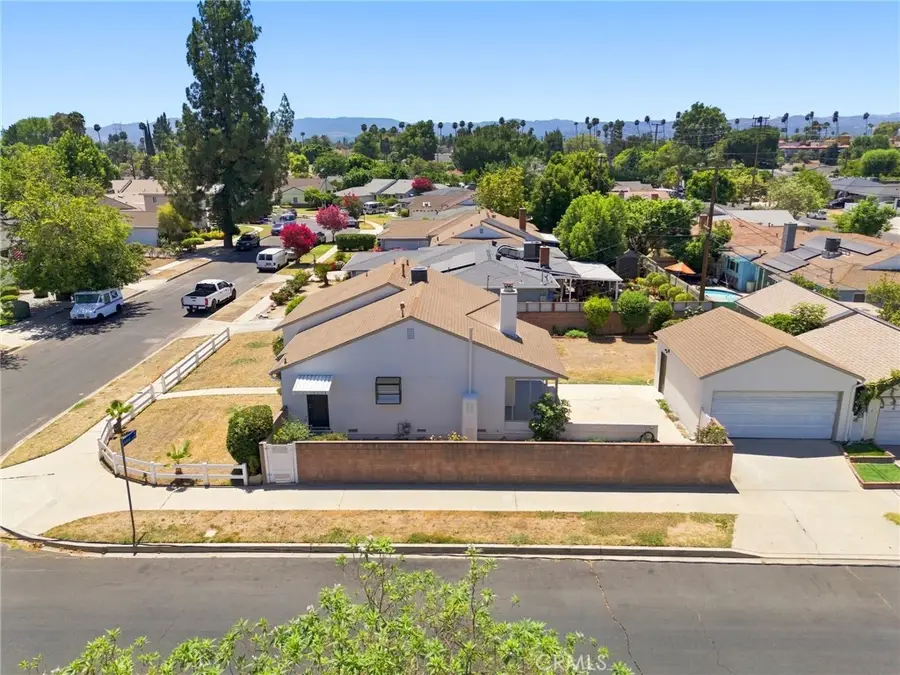 7355 Donna Avenue, Reseda, CA 91335 - #2