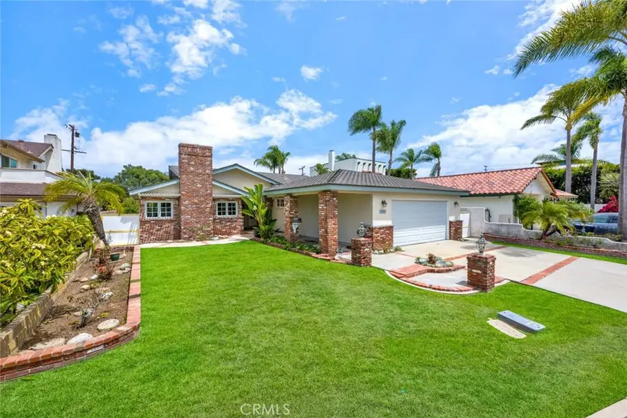 18922 Gregory Lane, Huntington Beach, CA 92646 - #2