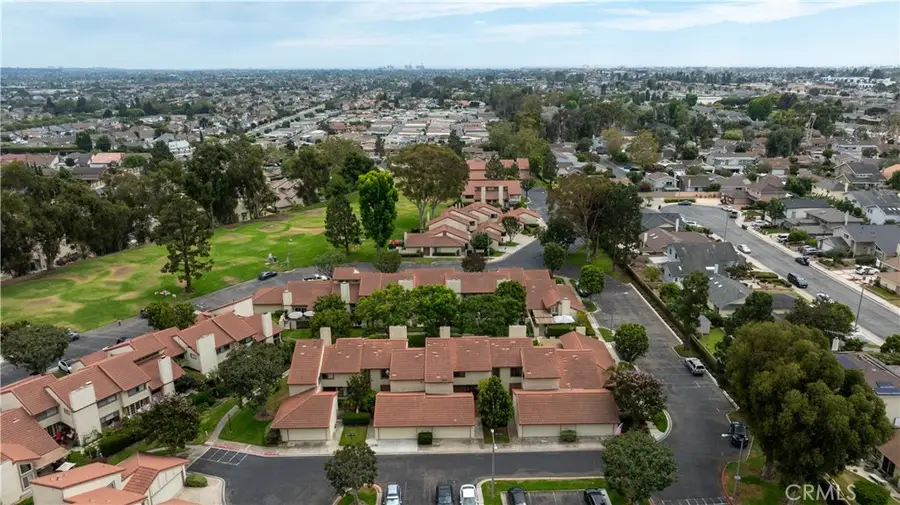 8402 Sunbeam Cir, Huntington Beach, CA 92646 - #3