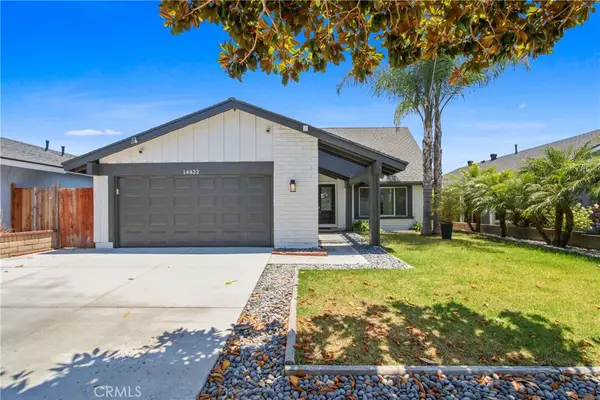 14822 Foxcroft, Tustin, CA 92780