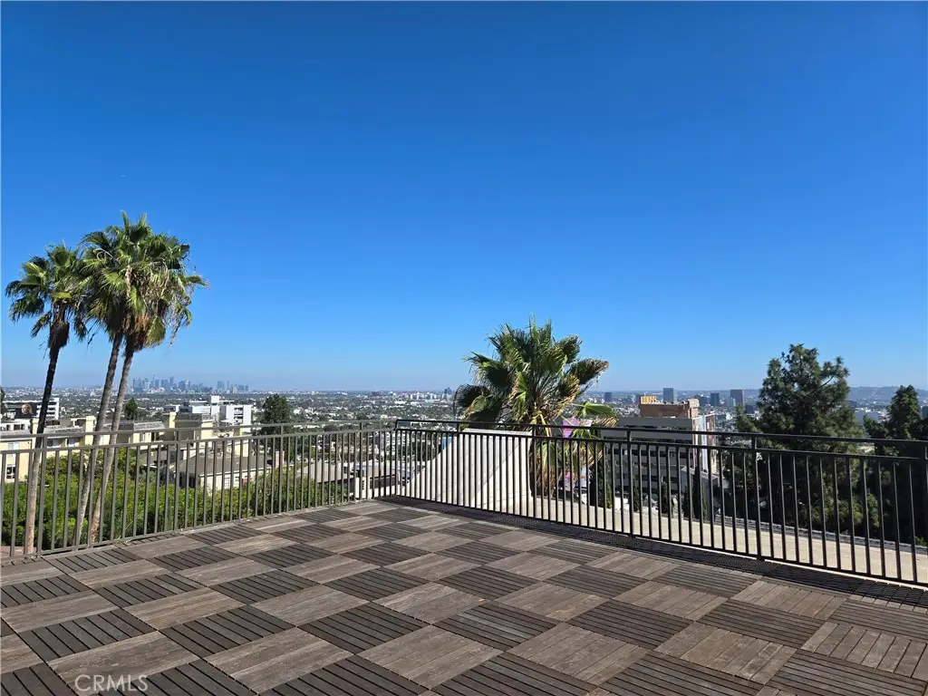 1230 Horn #408, West Hollywood, CA 90069 - #1