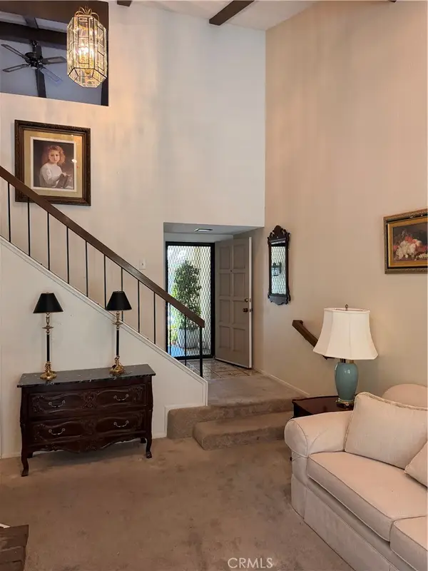933 Creekside Dr. #126, Fullerton, CA 92833