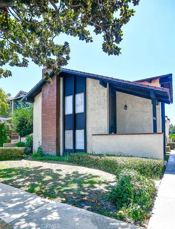 3712 Howard, Los Alamitos, CA 90720