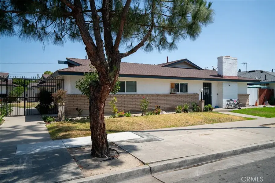 2133 E Almont Avenue, Anaheim, CA 92806 - #2