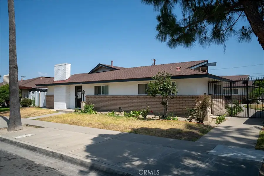2127 E Almont Avenue, Anaheim, CA 92806 - #2