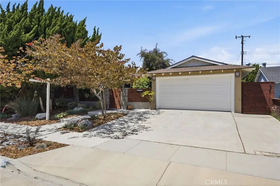 5051 Sisson Drive, Huntington Beach, CA 92649 - #3