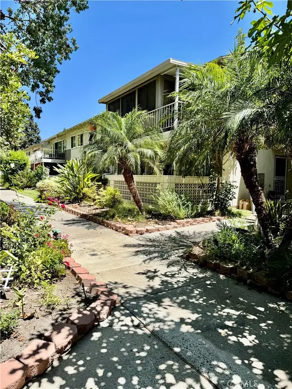 18 Via Castilla #C, Laguna Woods, CA 92637