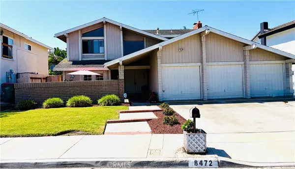 8472 Deepview Drive, Huntington Beach, CA 92646