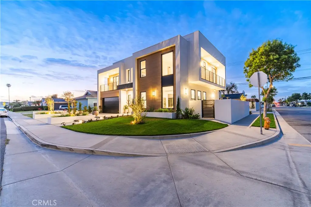 8251 Friesland Drive, Huntington Beach, CA 92646 - #1