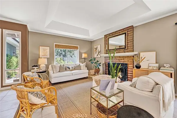 15 Whistling Swan, Irvine, CA 92604