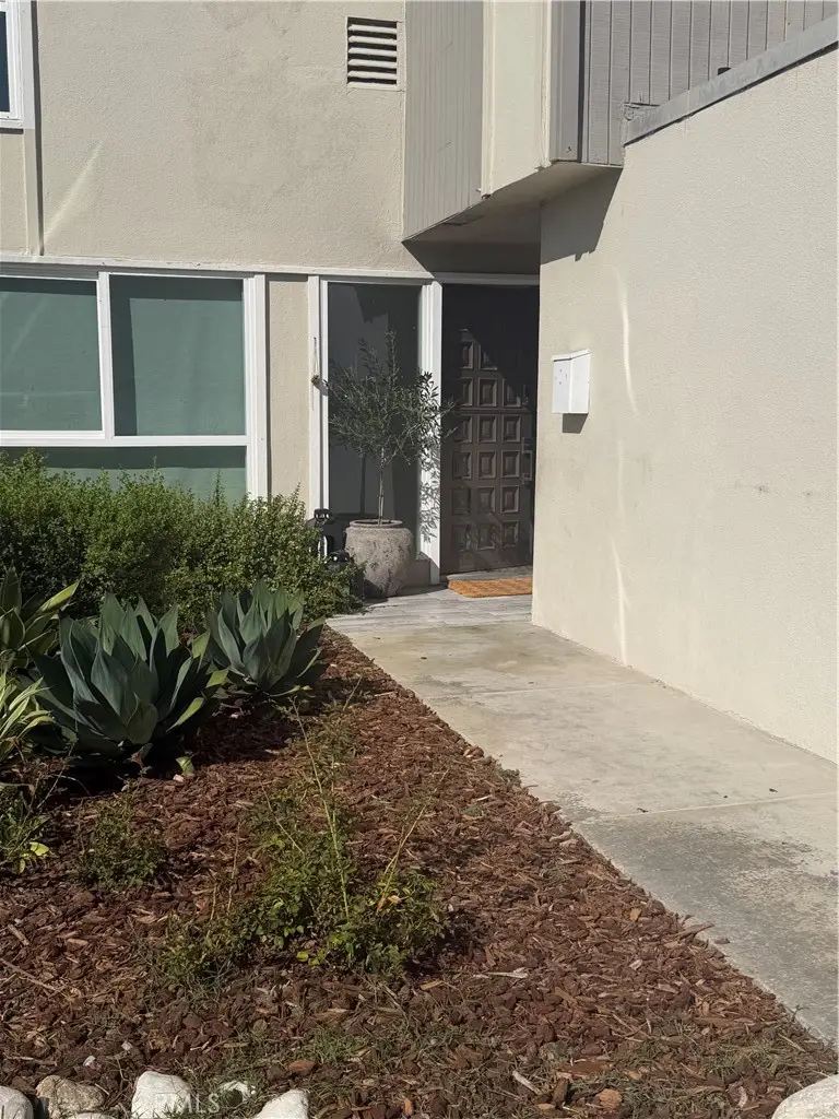 368 Genoa, Costa Mesa, CA 92627 - #3