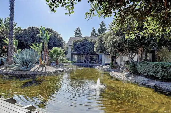 142 Orange Blossom #112, Irvine, CA 92618