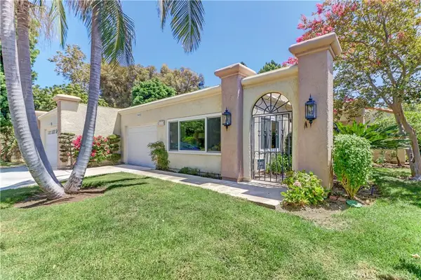 3524 Bahia Blanca W #B, Laguna Woods, CA 92637