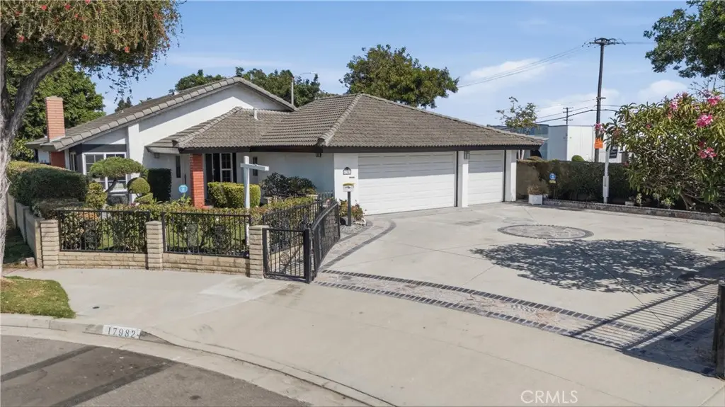 17982 Los Pesos Circle, Fountain Valley, CA 92708 - #1