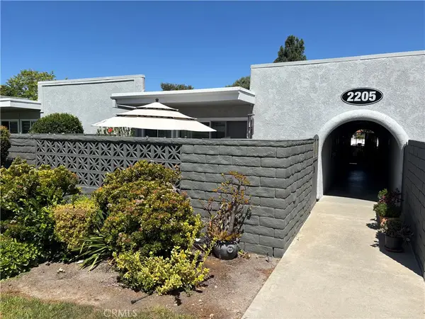2205 Via Mariposa E #G, Laguna Woods, CA 92637