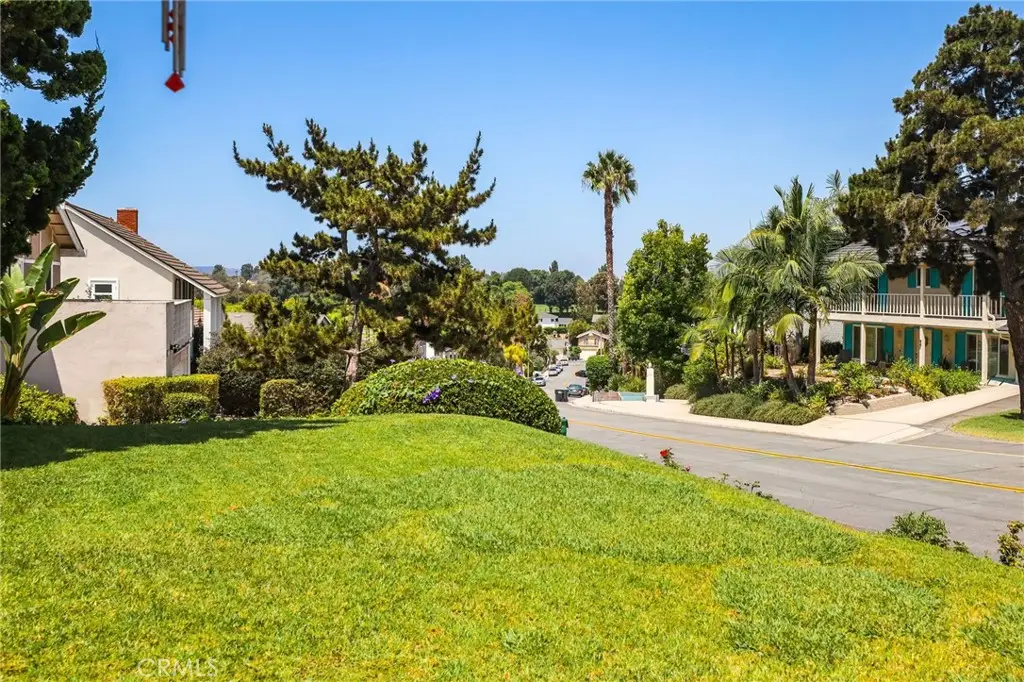26612 Saddleback, Mission Viejo, CA 92691 - #1