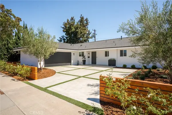 1133 El Camino, Costa Mesa, CA 92626