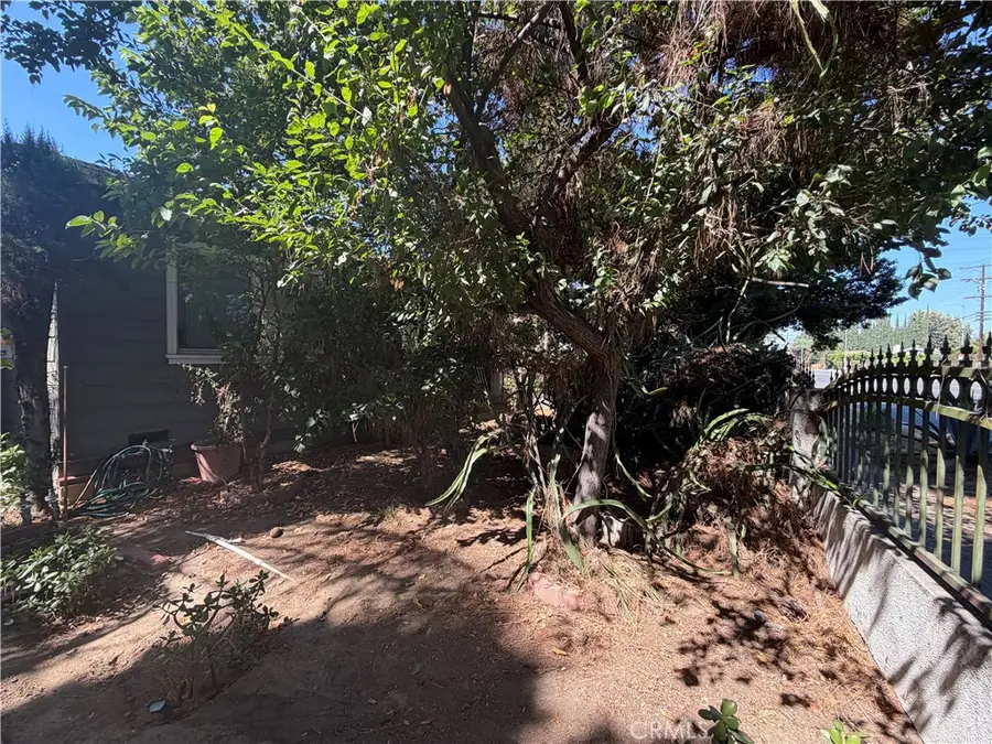 18750 Nordhoff, Northridge, CA 91324 - #3