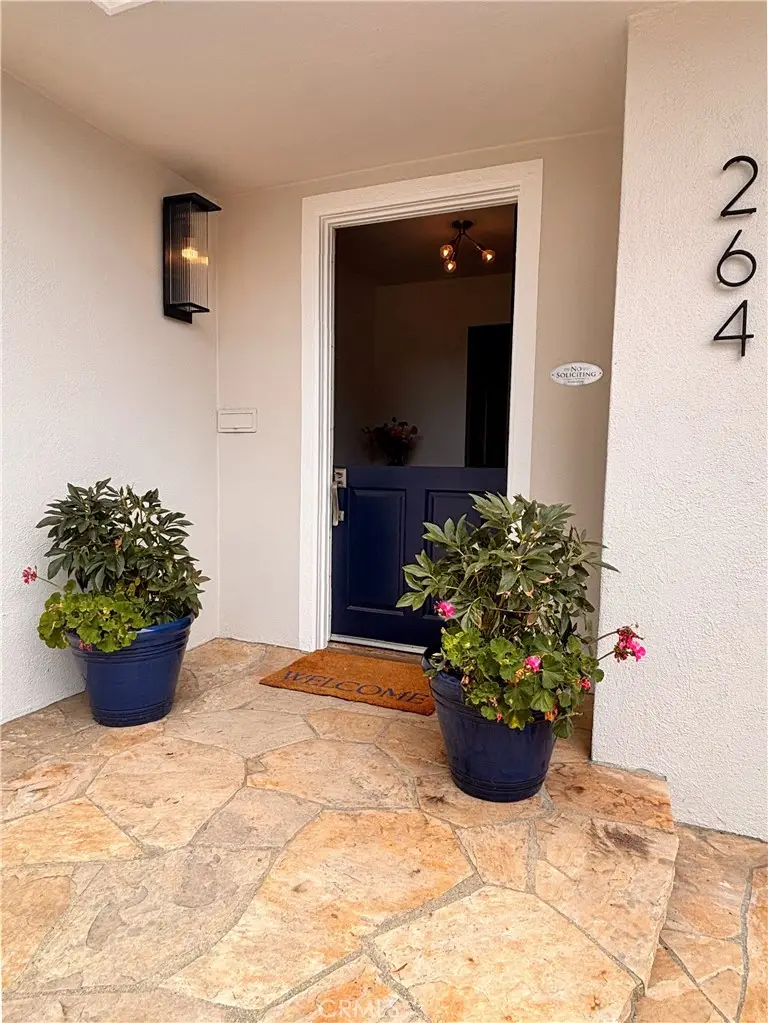 264 Dorothy Avenue, San Buenaventura Ventura, CA 93003 - #3