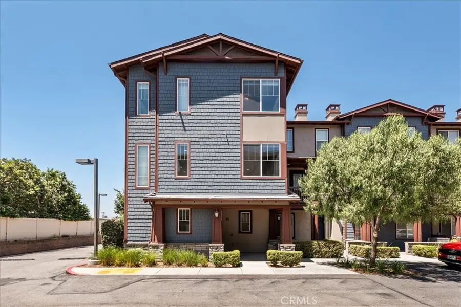 709 S Azusa Avenue #M, Azusa, CA 91702 - #2
