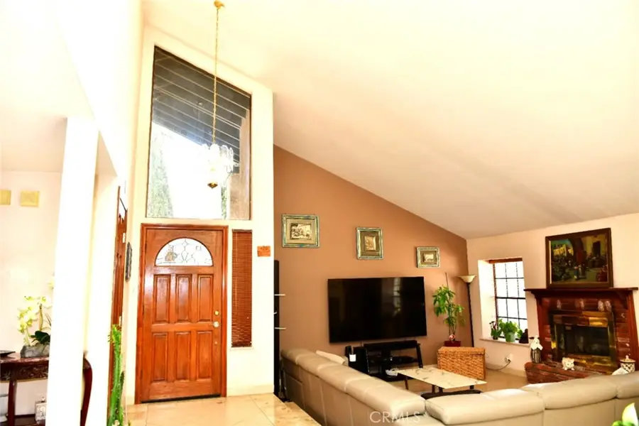 722 Sir George Court, Moorpark, CA 93021 - #2