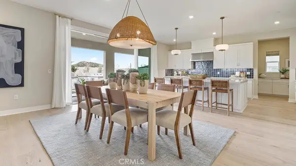 24373 Camino Oceano, Valencia, CA 91354
