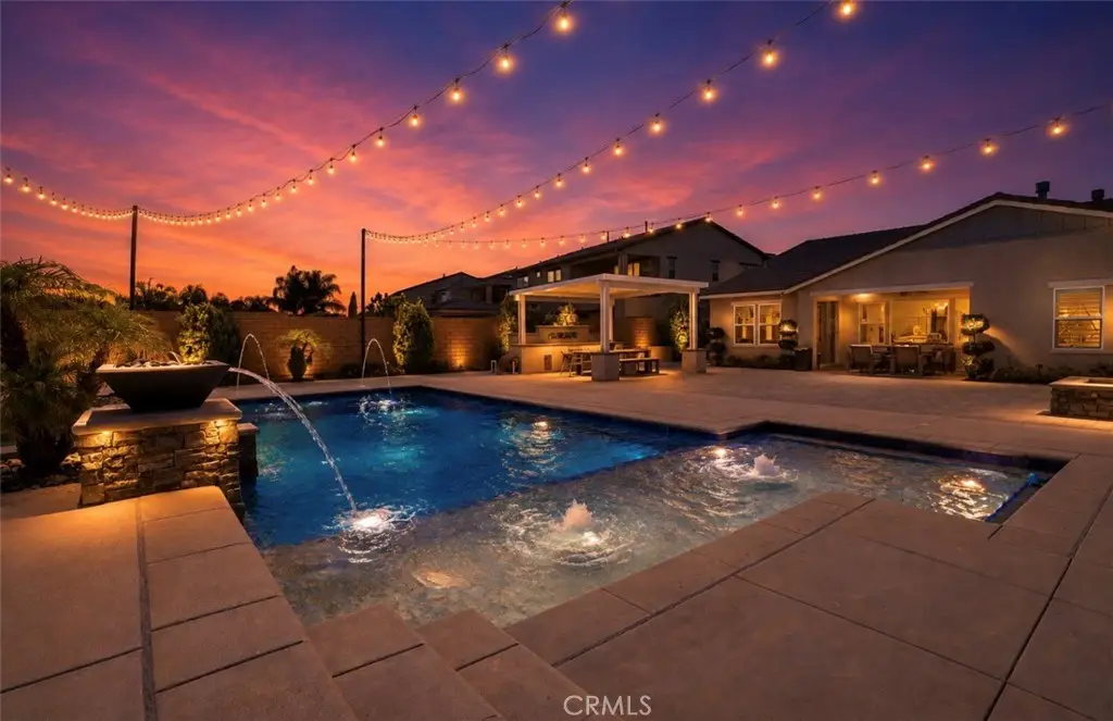 2627 Chad Zeller, Corona, CA 92882 - #1