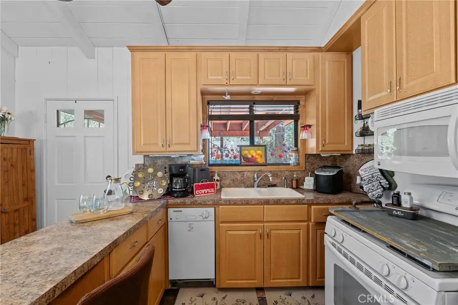 1498 Betty, Wrightwood, CA 92397 - #3