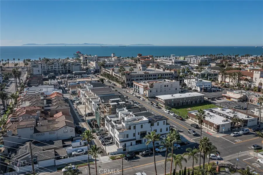 328 3rd Street, Huntington Beach, CA 92648 - #3