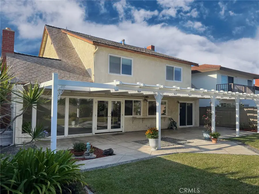 8372 Snowbird Dr., Huntington Beach, CA 92646 - #2