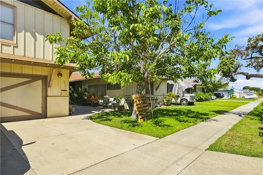 6222 Chickasaw Dr, Westminster, CA 92683 - #3