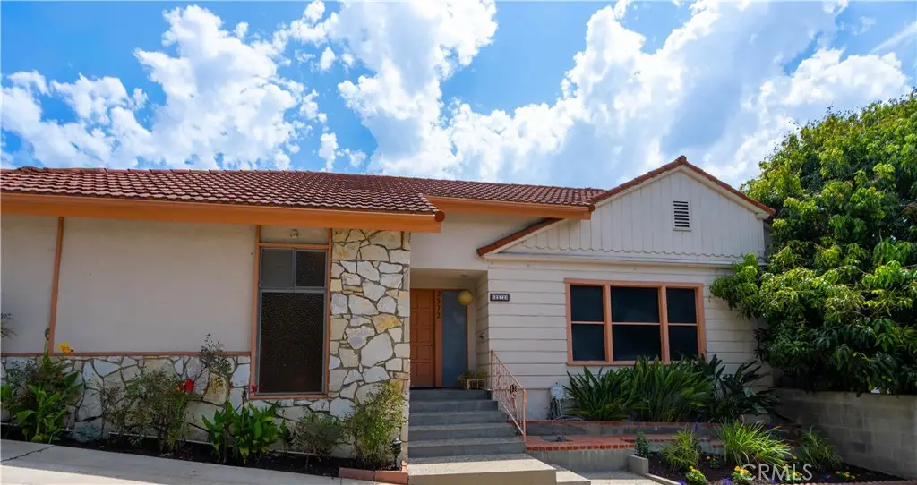 2572 Silver Ridge, Los Angeles, CA 90039 - #1