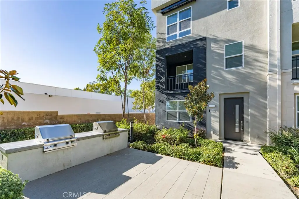 2234 Synergy, Irvine, CA 92614 - #1