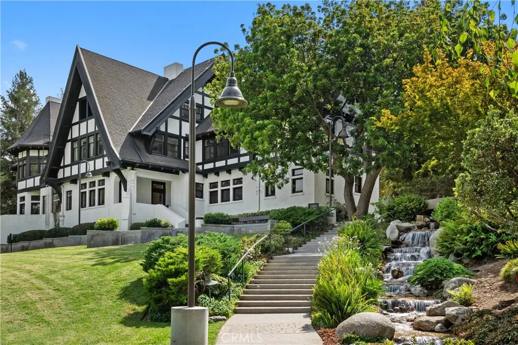 182 S Orange Grove, Pasadena, CA 91105 - #1