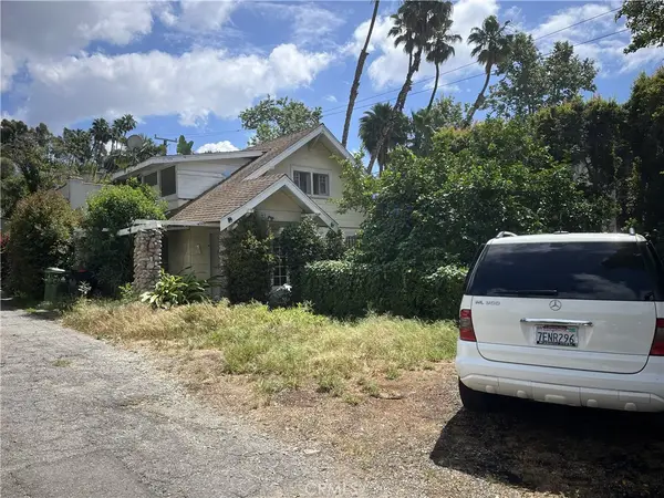 2284 Holly Drive, Los Angeles, CA 90068