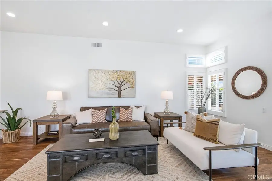 11 Calle Katrina, Rancho Santa Margarita, CA 92688 - #3