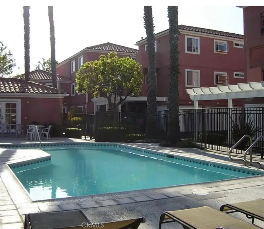 409 Utica, Huntington Beach, CA 92648 - #2