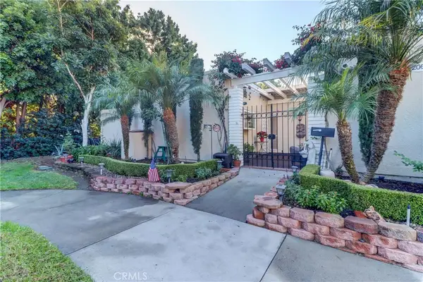 2063 Via Mariposa East #A, Laguna Woods, CA 92637