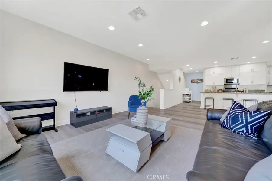 92 Capricorn, Irvine, CA 92618 - #3