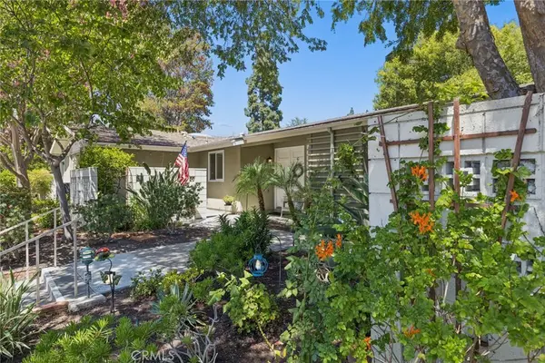 80 Calle Aragon #G, Laguna Woods, CA 92637