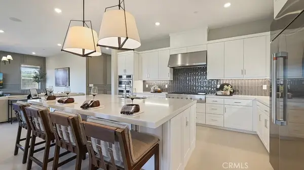 29786 Camino La Cumbre, Valencia, CA 91354