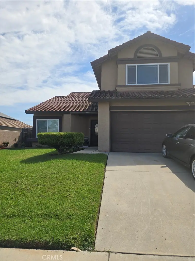 2147 Stratford, Corona, CA 92879 - #1