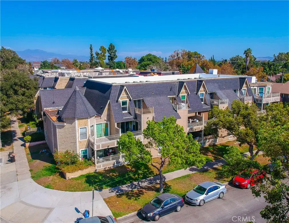 300 E Chestnut #300Q, Santa Ana, CA 92701 - #1