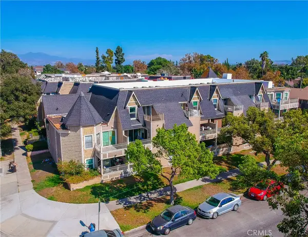 300 E Chestnut #300Q, Santa Ana, CA 92701