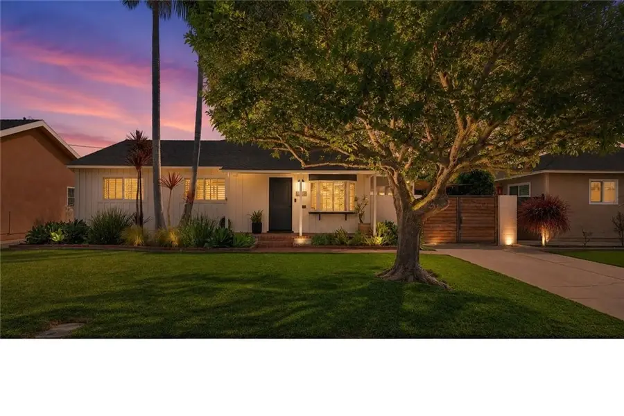 2226 Senasac, Long Beach, CA 90815 - #2