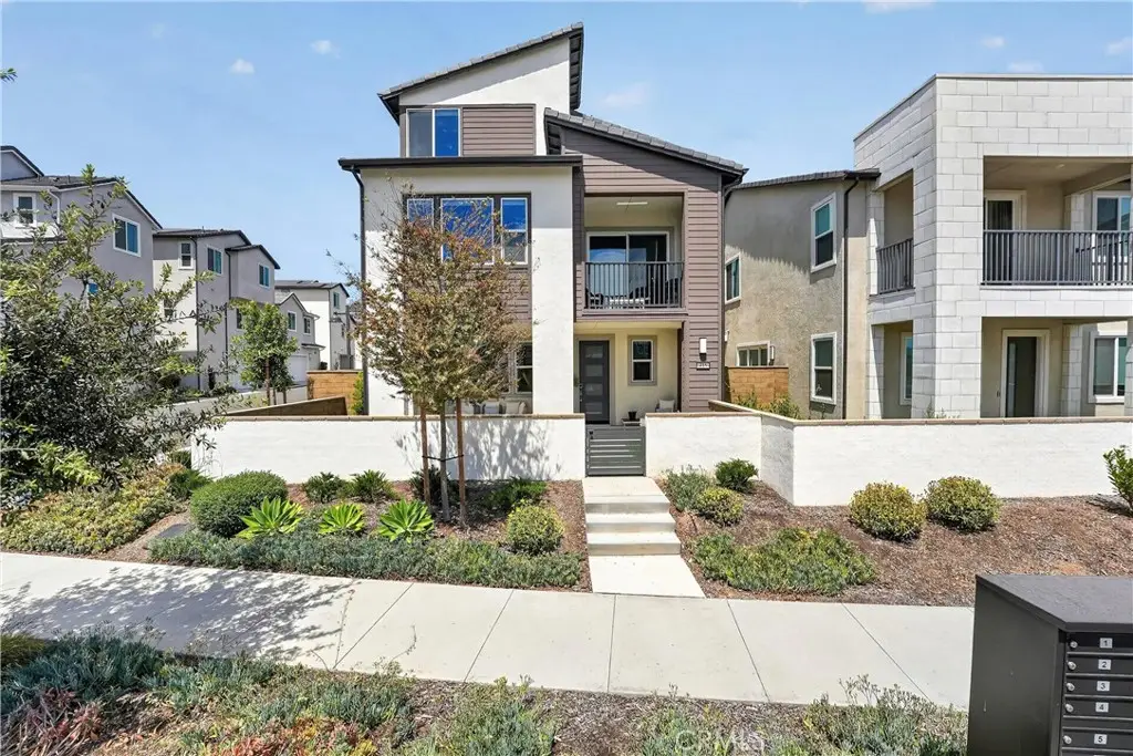 415 Flycatcher, Irvine, CA 92618 - #1