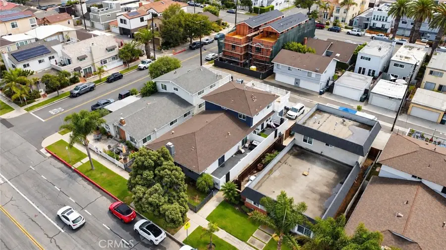 522 17th, Huntington Beach, CA 92648 - #3