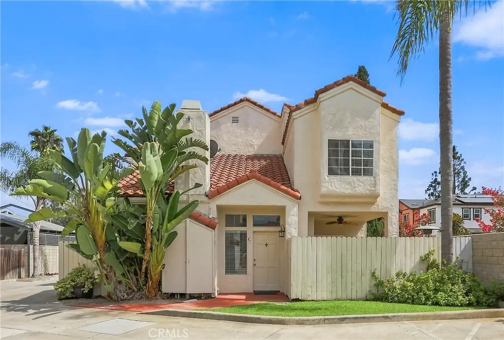 2575 Elden Avenue #3, Costa Mesa, CA 92627 - #1