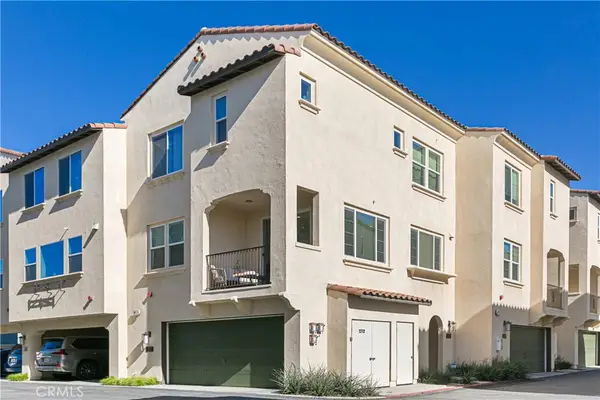 322 Ford Road, Costa Mesa, CA 92627