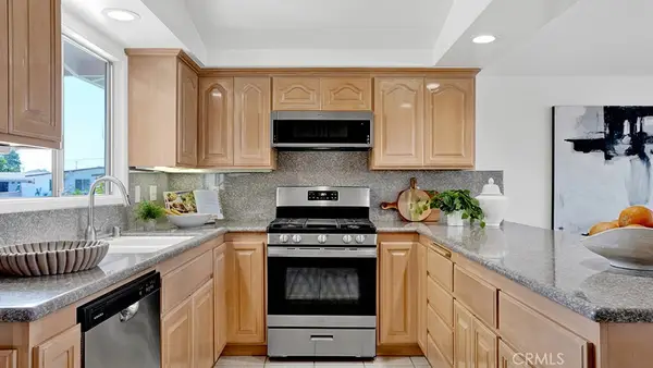 13572 Yosemite, Westminster, CA 92683